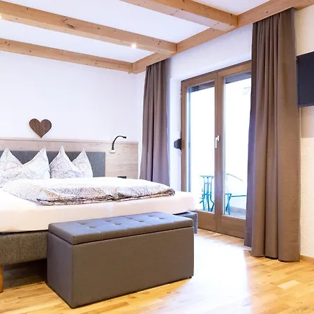 فندق مبيت وإفطار Haus Steinbock 3*