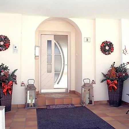 Haus Steinbock Bed and Breakfast