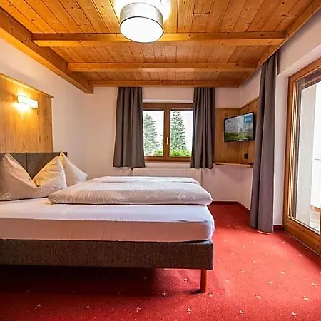 Bed and Breakfast Haus Steinbock 3*
