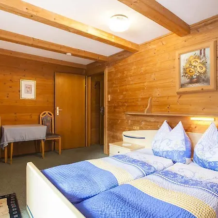 Haus Steinbock Bed and Breakfast
