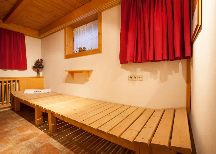 住宿加早餐酒店 Haus Steinbock 3*