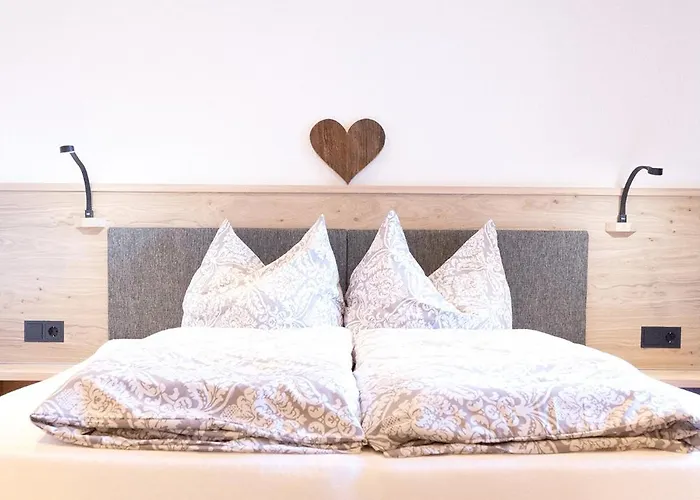 Haus Steinbock 施图拜河谷新施蒂夫特