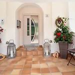 Haus Steinbock Bed and Breakfast Neustift im Stubaital